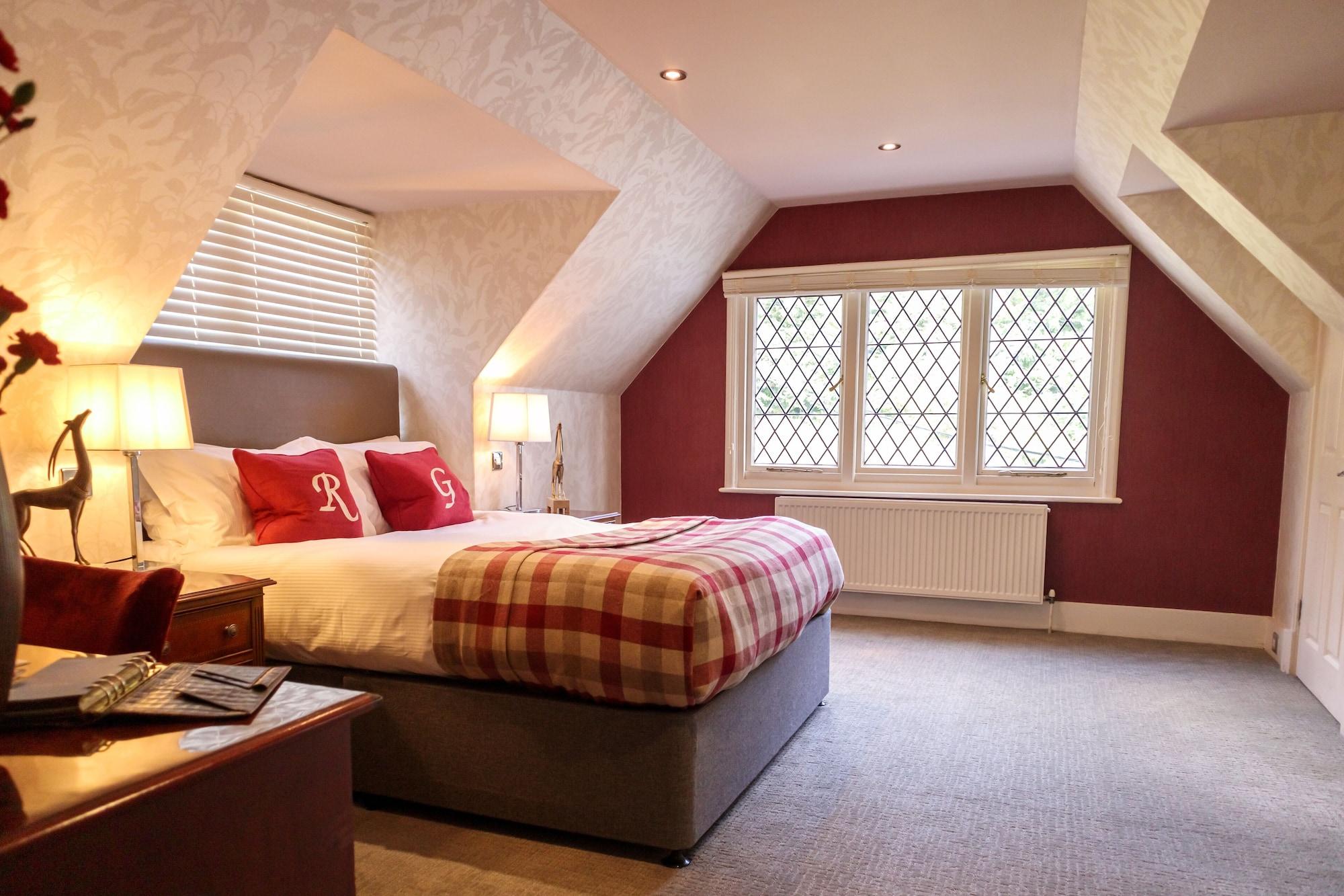 Hotel Rowhill Grange & Utopia 4*