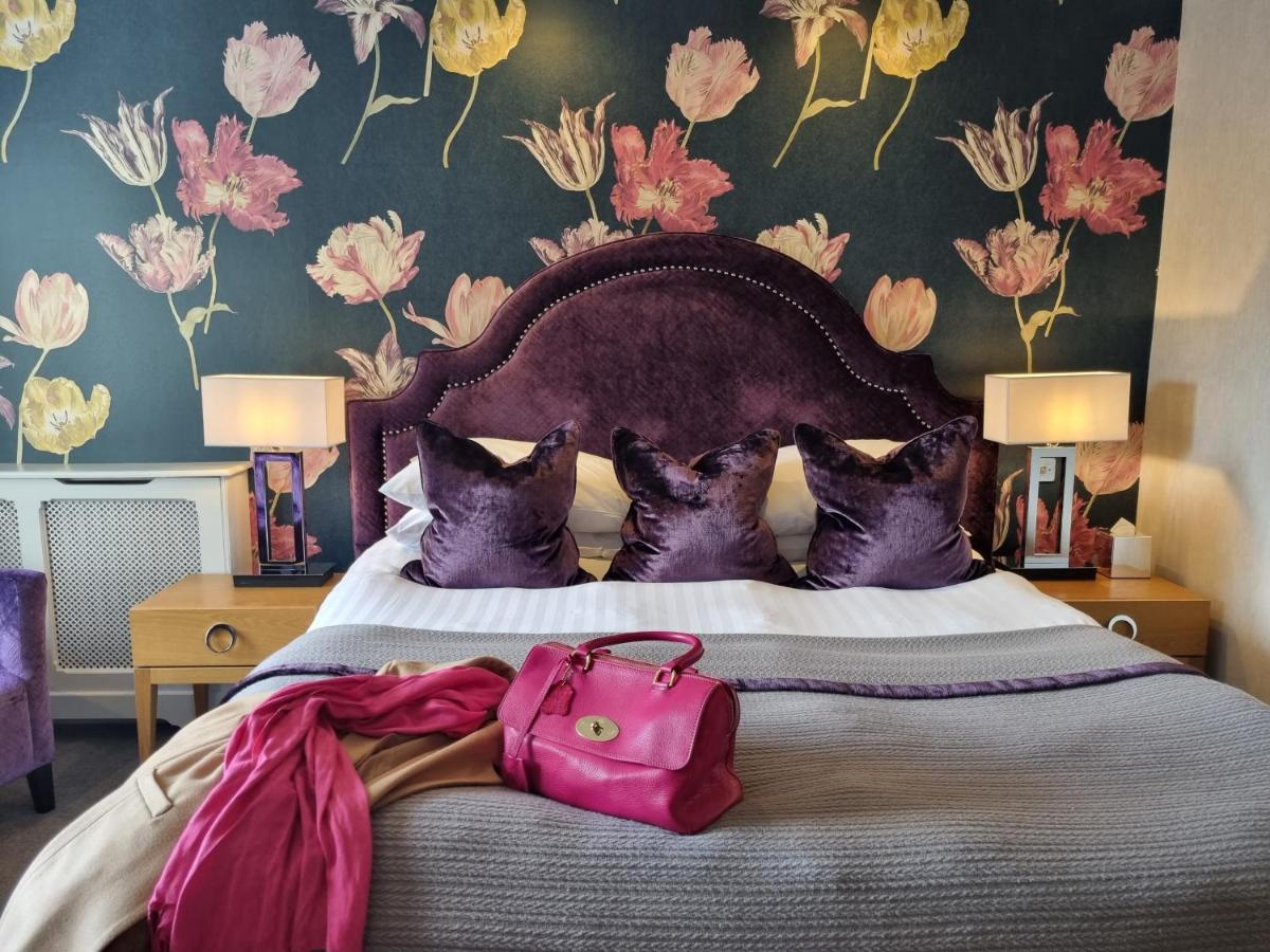 Hotel Rowhill Grange & Utopia 4*